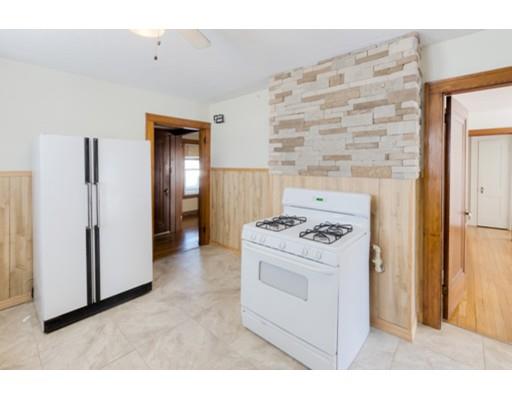 27 Eureka St, Springfield, MA 01104 photo 8