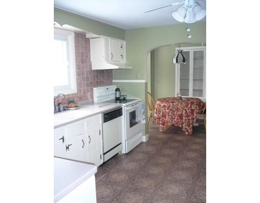 11 Brodeur Ave, Webster, MA 01570 photo 8