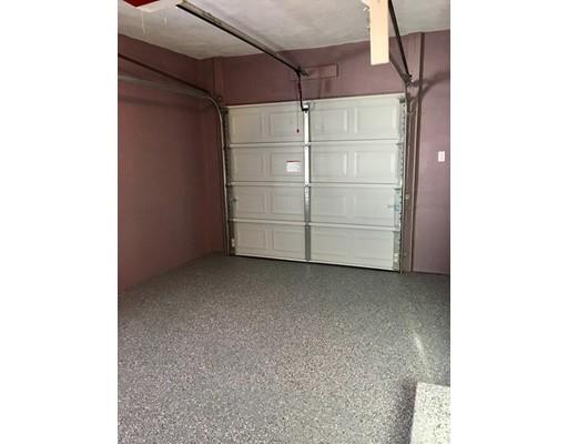 129 Windemere St, Springfield, MA 01104 photo 11