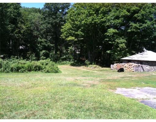 108 Thompson Rd, Webster, MA 01570 photo 4