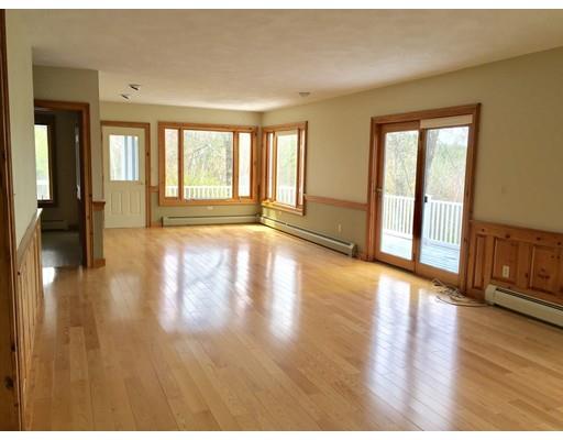 9 Jonathan Ln, Townsend, MA 01474 photo 8