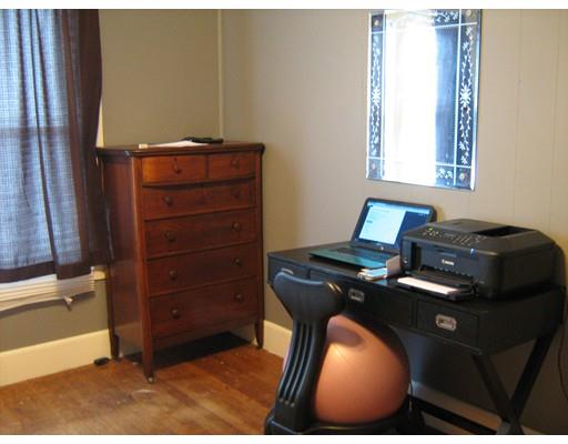103 Hood St, Springfield, MA 01109 photo 5
