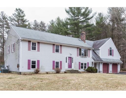 61 Riverbrook Dr, Raynham, MA 02767 photo 4