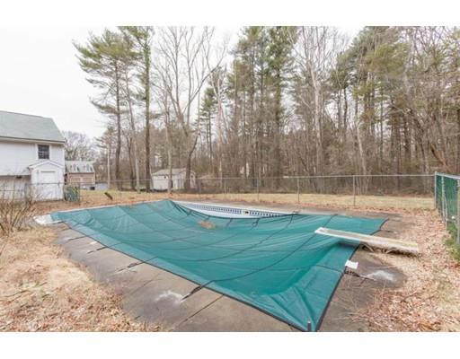 61 Riverbrook Dr, Raynham, MA 02767 photo 12