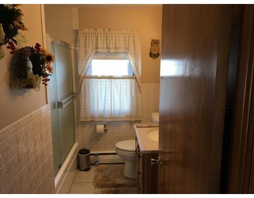 118 Leo Dr, Chicopee, MA 01020 photo 18