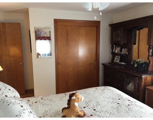 118 Leo Dr, Chicopee, MA 01020 photo 17
