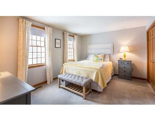 22 Jade Dr, Raynham, MA 02767 photo 17