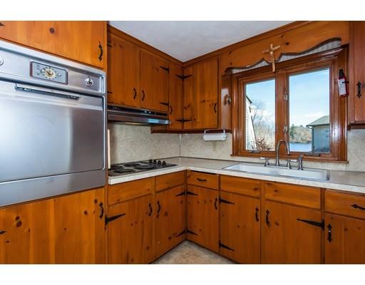 1367 Parker St, Springfield, MA 01129 photo 9