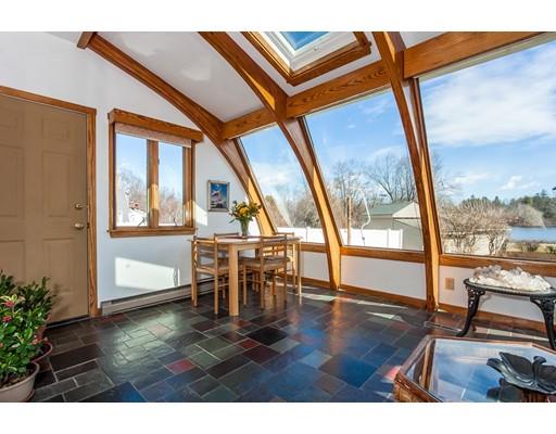 1367 Parker St, Springfield, MA 01129 photo 3