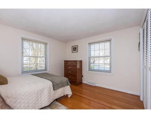 1367 Parker St, Springfield, MA 01129 photo 12
