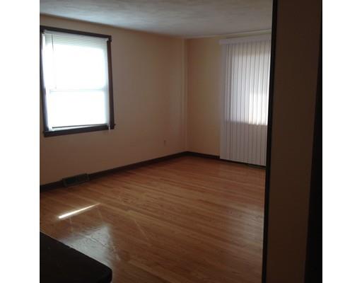115 Butternut St, Springfield, MA 01128 photo 6