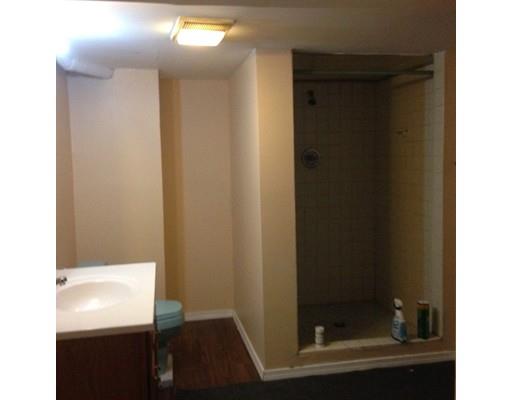 115 Butternut St, Springfield, MA 01128 photo 4