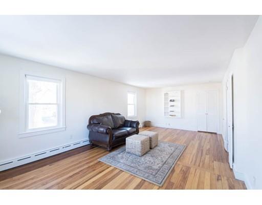 241 Freelove St, Fall River, MA 02720 photo 7