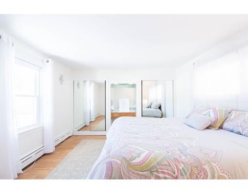 241 Freelove St, Fall River, MA 02720 photo 10
