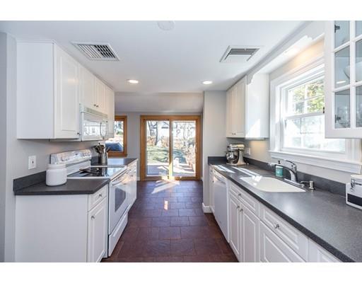 33 Wetherbee Rd, Waltham, MA 02453 photo 6