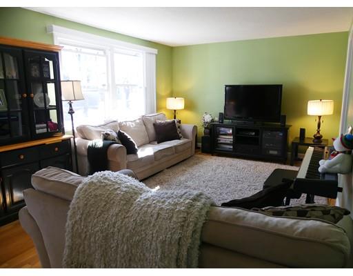 17 Fallon St, Lawrence, MA 01843 photo 8