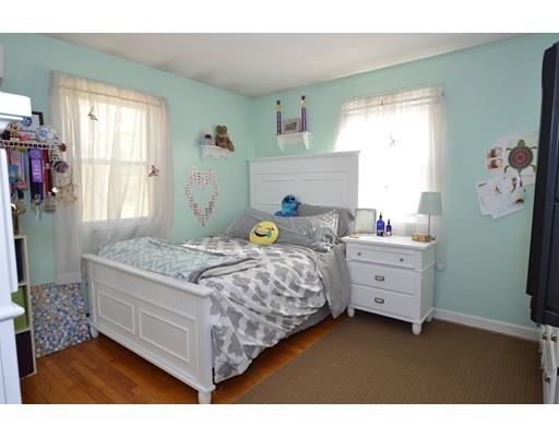 75 Phelps St, Easthampton, MA 01027 photo 20