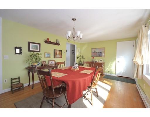 75 Phelps St, Easthampton, MA 01027 photo 5