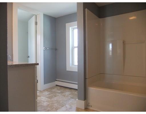 17 Abbey St, Chicopee, MA 01013 photo 15