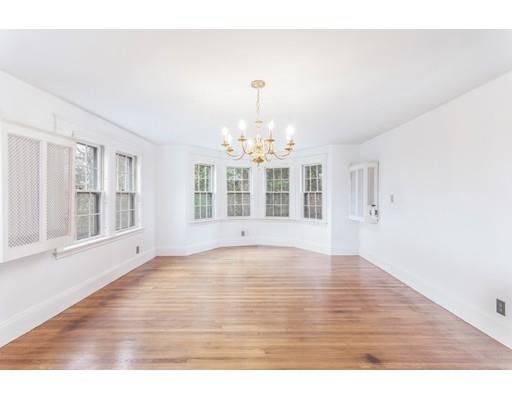 35 Pilgrim Rd, Marblehead, MA 01945 photo 5