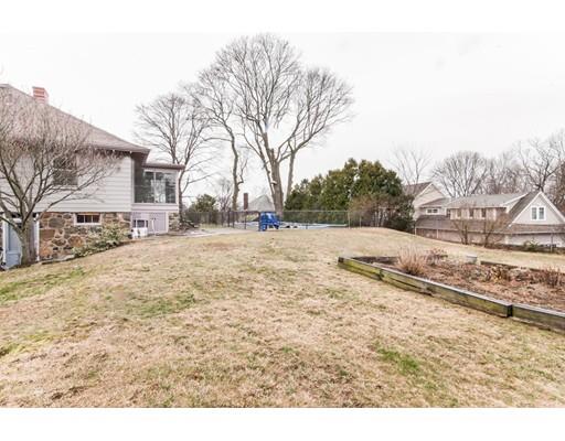 35 Pilgrim Rd, Marblehead, MA 01945 photo 24