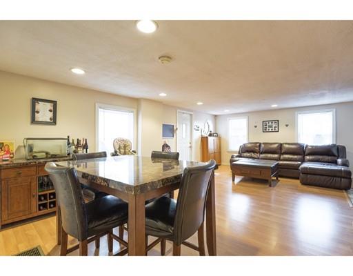 33 Pond St, Lynn, MA 01904 photo 4