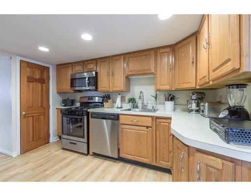 33 Pond St, Lynn, MA 01904 photo 6