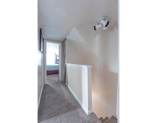33 Pond St, Lynn, MA 01904 photo 9