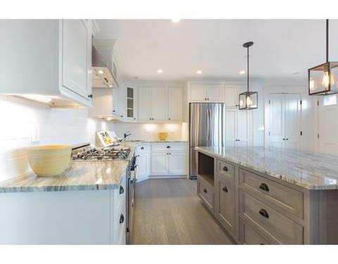 24 Lee St #B9, Marblehead, MA 01945 photo 8