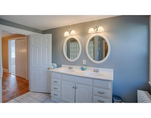 34 Poplar St, Danvers, MA 01923 photo 24