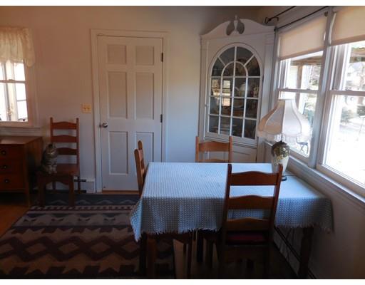 14 Crescent St, Easthampton, MA 01027 photo 7