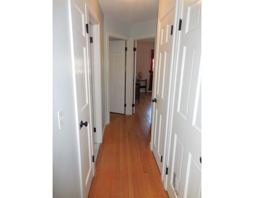 14 Crescent St, Easthampton, MA 01027 photo 11