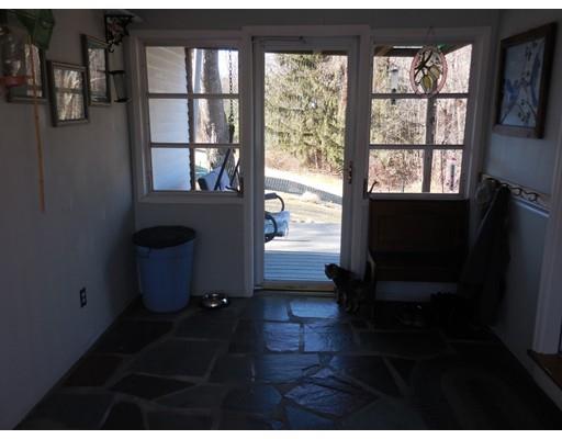 14 Crescent St, Easthampton, MA 01027 photo 19