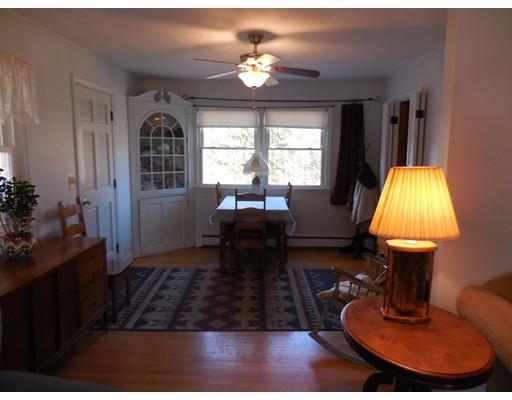 14 Crescent St, Easthampton, MA 01027 photo 6