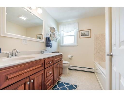 8 Elysian Dr, Andover, MA 01810 photo 16