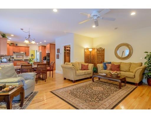 11 Robinwood Ave, Needham, MA 02492 photo 3