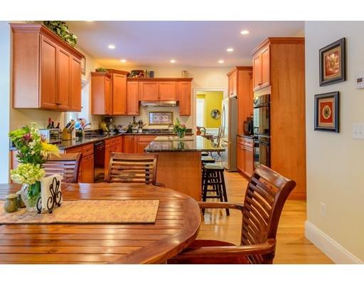11 Robinwood Ave, Needham, MA 02492 photo 2