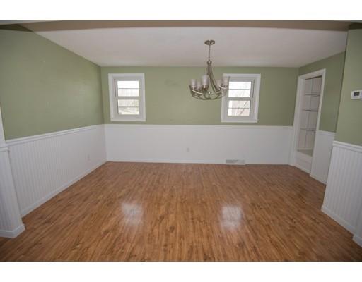 30 Gordon St, Worcester, MA 01604 photo 3