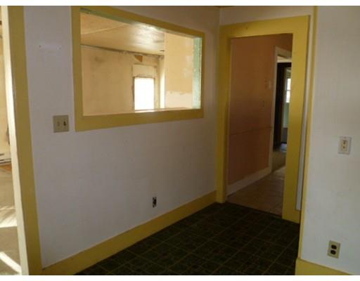 35 Homecrest Ave, Ware, MA 01082 photo 17
