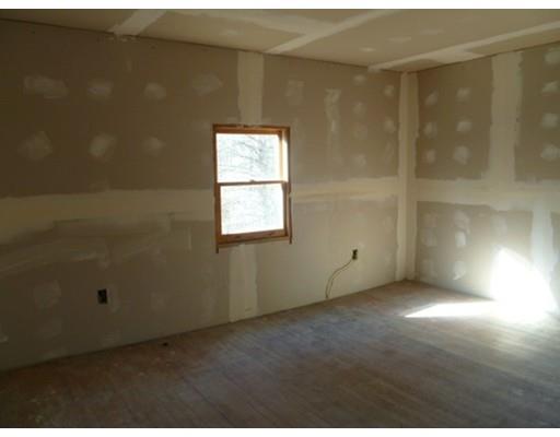 35 Homecrest Ave, Ware, MA 01082 photo 13