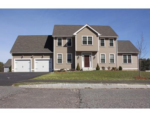 12 Blueberry Ln, Upton, MA 01568 photo 1