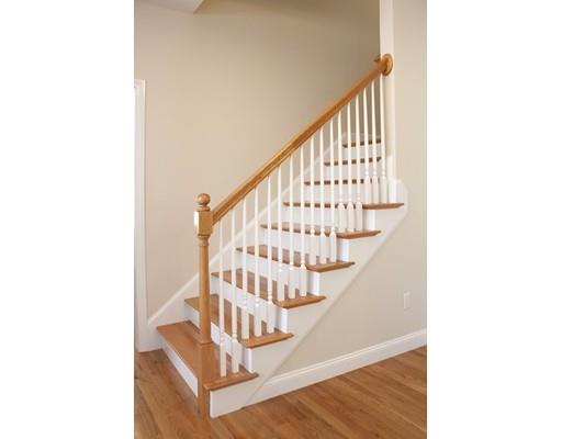 12 Blueberry Ln, Upton, MA 01568 photo 3