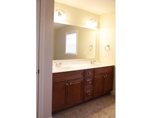 12 Blueberry Ln, Upton, MA 01568 photo 22