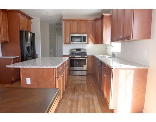 12 Blueberry Ln, Upton, MA 01568 photo 6