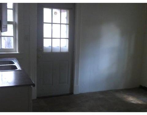 15 Berkeley St, Springfield, MA 01109 photo 12