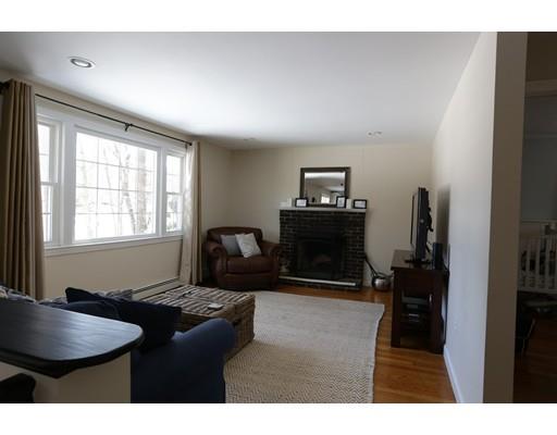 2 Knoll Rd, Hingham, MA 02043 photo 2