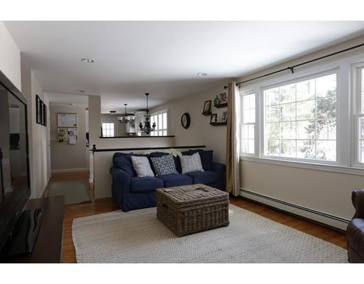 2 Knoll Rd, Hingham, MA 02043 photo 3