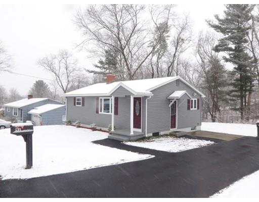 31 Plumtree Cir, Springfield, MA 01118 photo 2
