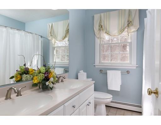 22 Isaac Sprague Dr, Hingham, MA 02043 photo 15