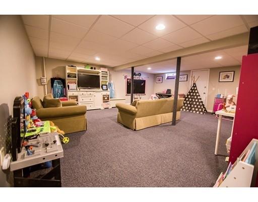 529 Maple St, Franklin, MA 02038 photo 22